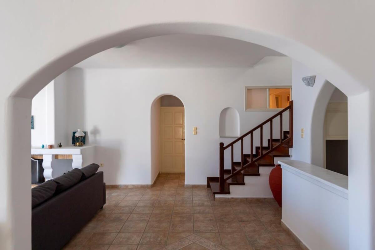 Parikia Cove Mansion Villa Buitenkant foto